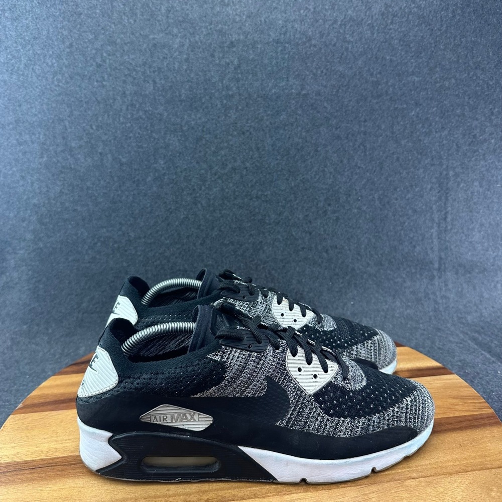 Nike Air Max 90 Ultra 2.0 Flyknit Mens Size 10.5 US Oreo Black White 875943-001
